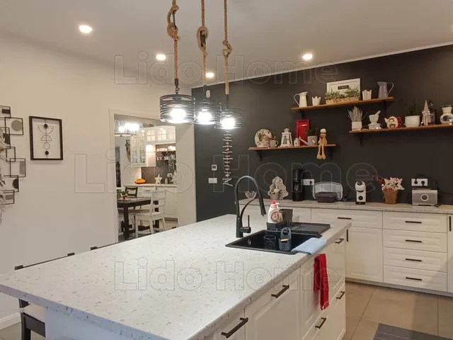 Eladó ház Siófok, Fokihegy 182 nm