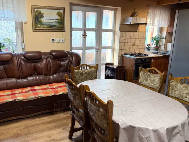 Eladó ház Ságvár 150 nm