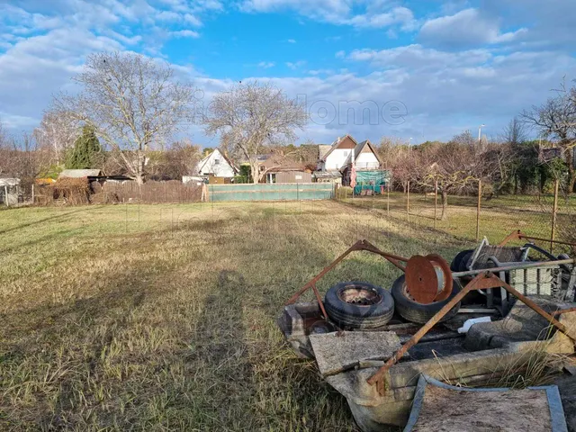Eladó telek Siófok, Belváros 946 nm