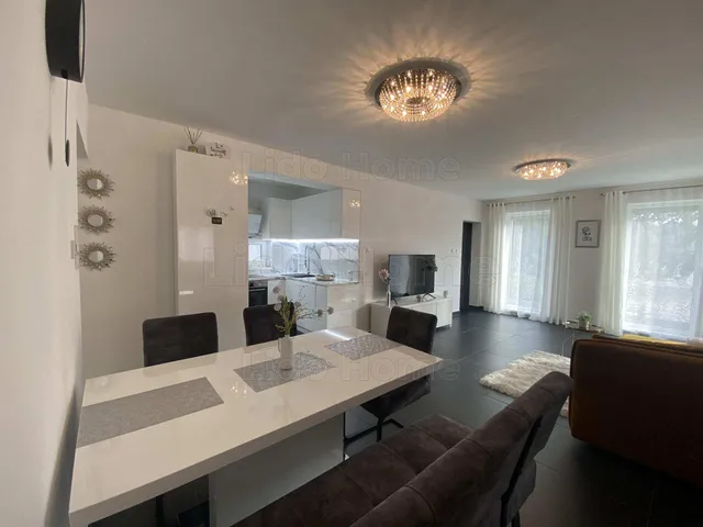 Eladó lakás Siófok, Fokihegy 72 nm