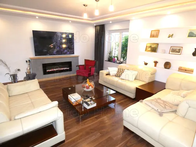 Eladó ház Siófok, Belváros 398 nm