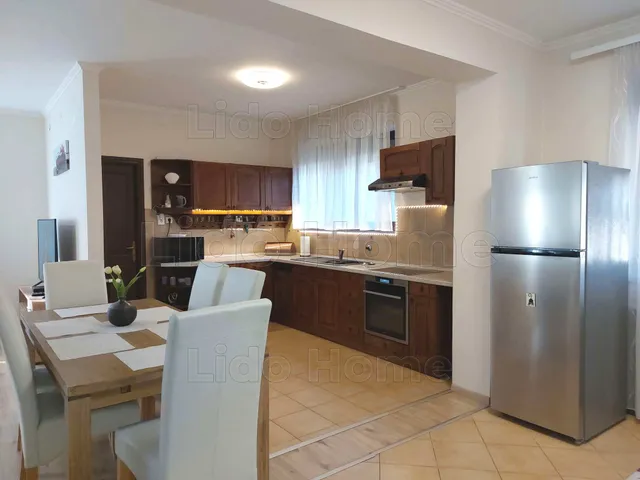 Eladó ház Siófok, Ezüstpart 227 nm