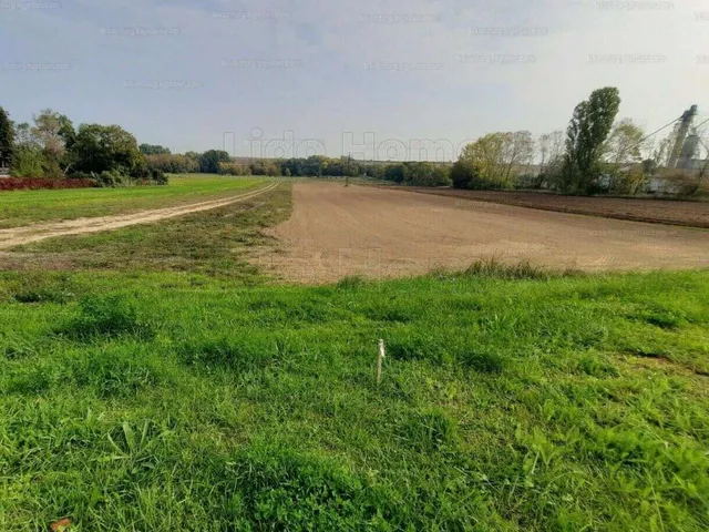 Eladó telek Zamárdi 3433 nm