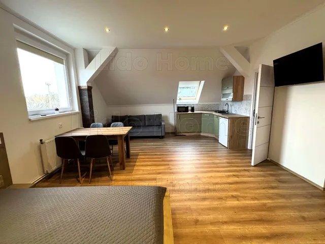 Eladó lakás Balatonszárszó 38 nm