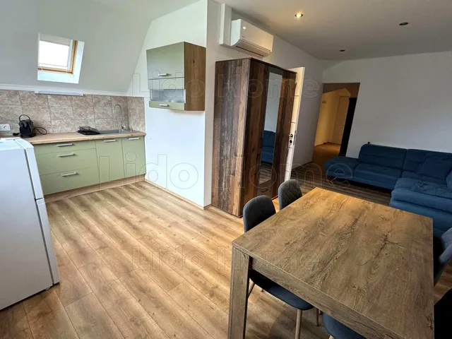 Eladó lakás Balatonszárszó 48 nm