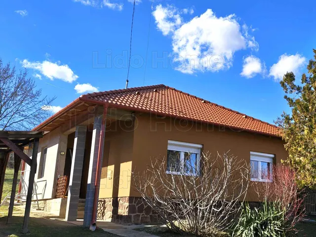 Eladó ház Kapoly 85 nm