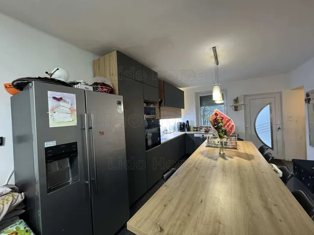 Eladó ház Enying 155 nm