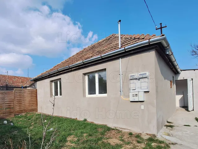 Eladó ház Bábonymegyer 70 nm