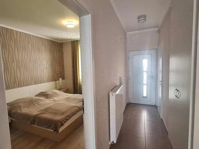 Eladó lakás Siófok, Ezüstpart 65 nm