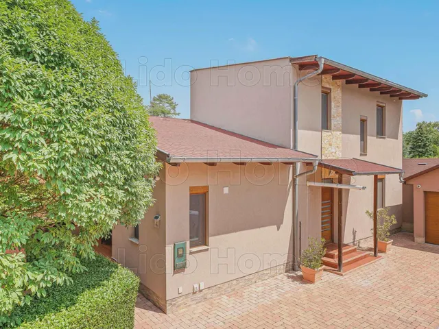 Eladó ház Siófok, Balatonszéplak 128 nm