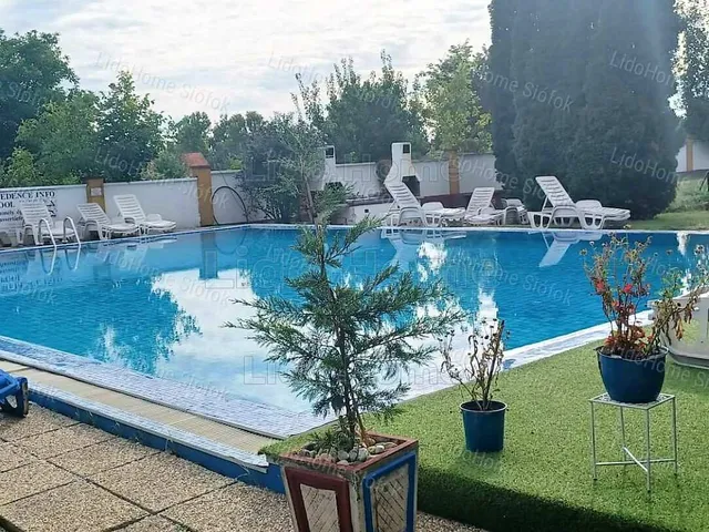 Eladó üdülő és hétvégi ház Siófok, Belváros 68 nm