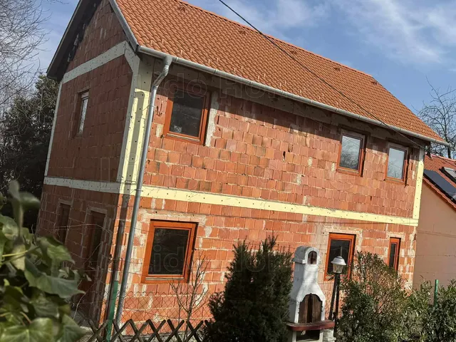 Eladó üdülő és hétvégi ház Siófok, Sóstó 92 nm