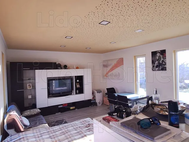 Eladó ház Siójut 45 nm