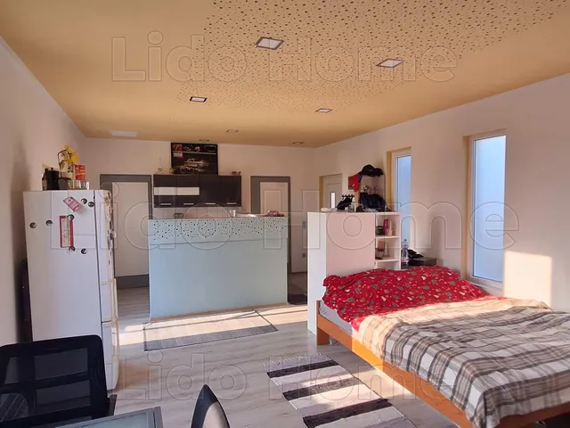 Eladó ház Siójut 45 nm