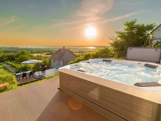 Kiadó ház Zamárdi, Kőhegy 125 nm