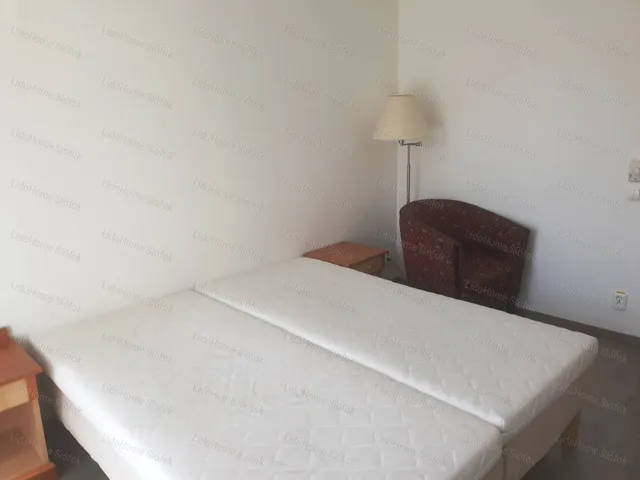 Eladó lakás Balatonszárszó 29 nm