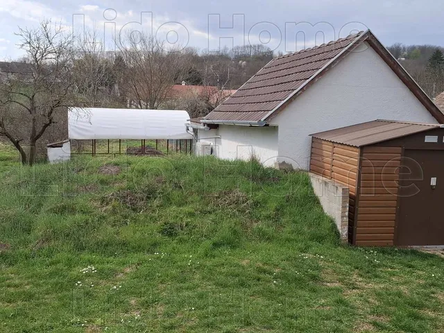 Eladó üdülő és hétvégi ház Nyim 22 nm