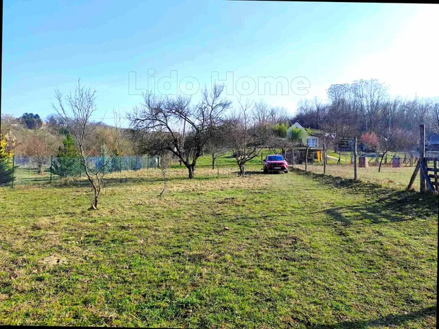 Eladó üdülő és hétvégi ház Zamárdi, Kőhegy 53 nm