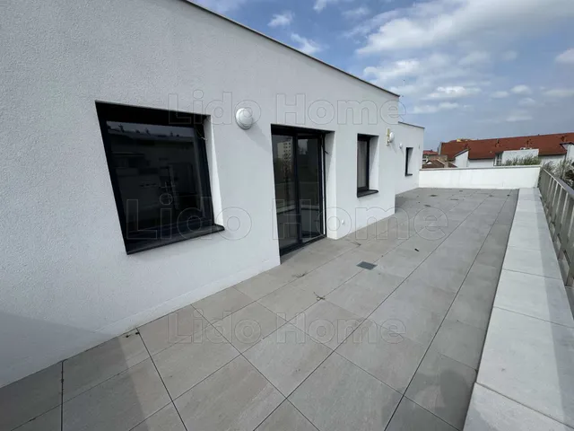 Eladó lakás Siófok, Belváros 115 nm