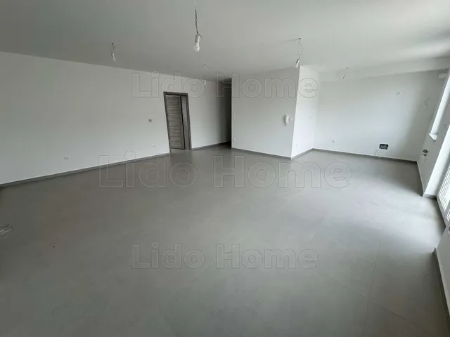 Eladó lakás Siófok, Belváros 115 nm