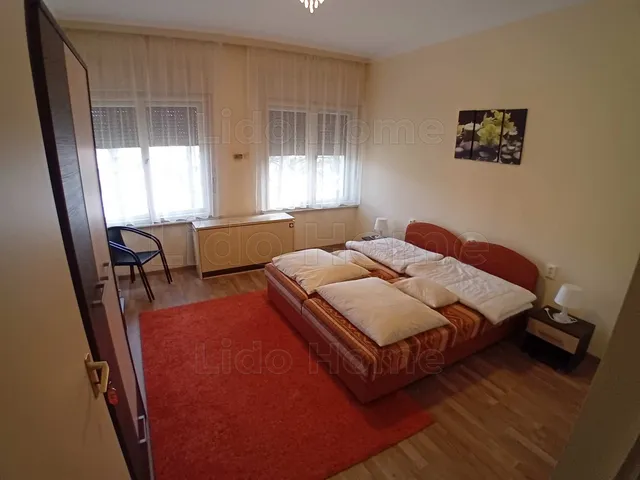 Eladó ház Balatonföldvár 240 nm