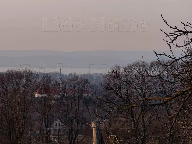 Eladó telek Kőröshegy 1688 nm