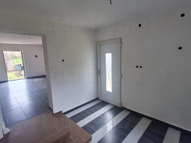 Eladó ház Som 58 nm