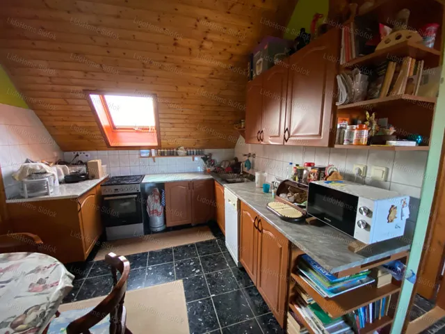 Eladó lakás Balatonszárszó 75 nm