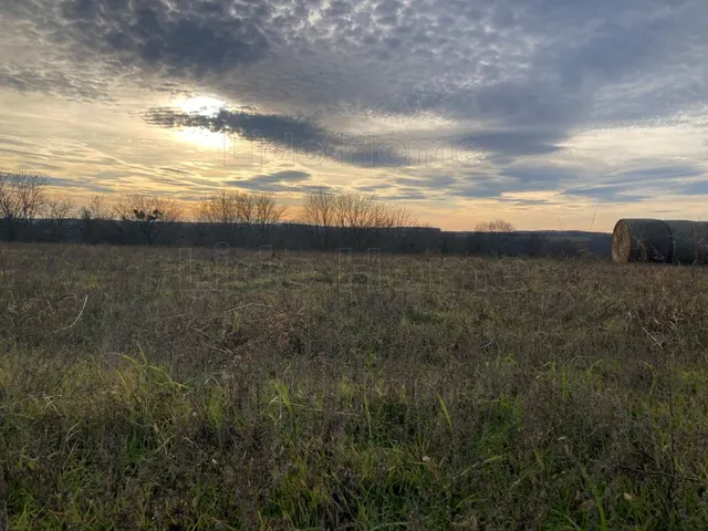 Eladó telek Bálványos 6881 nm