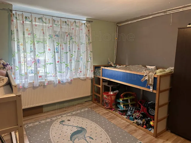 Eladó ház Lajoskomárom 121 nm