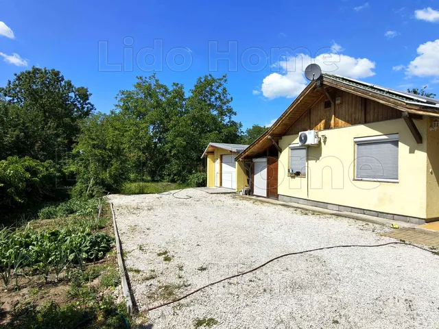 Eladó ház Balatonszárszó 133 nm