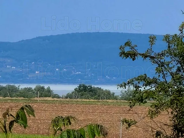 Eladó telek Balatonszárszó 4152 nm