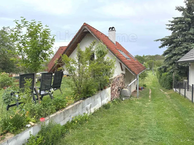 Eladó nyaraló Zamárdi, Kőhegy 123 nm