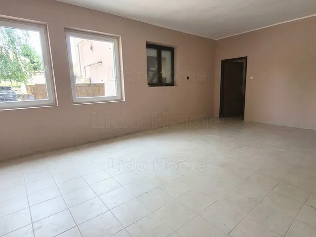 Eladó nyaraló Balatonföldvár 35 nm