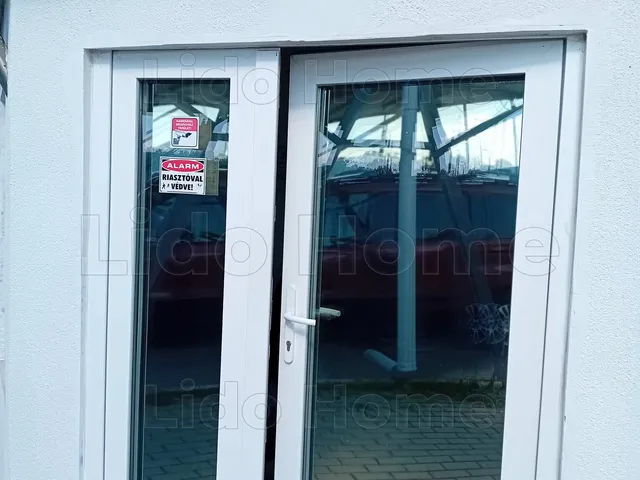 Kiadó kereskedelmi és ipari ingatlan Siófok 10 nm