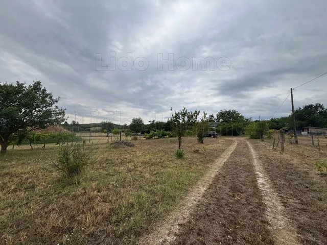 Eladó telek Kőröshegy 3782 nm