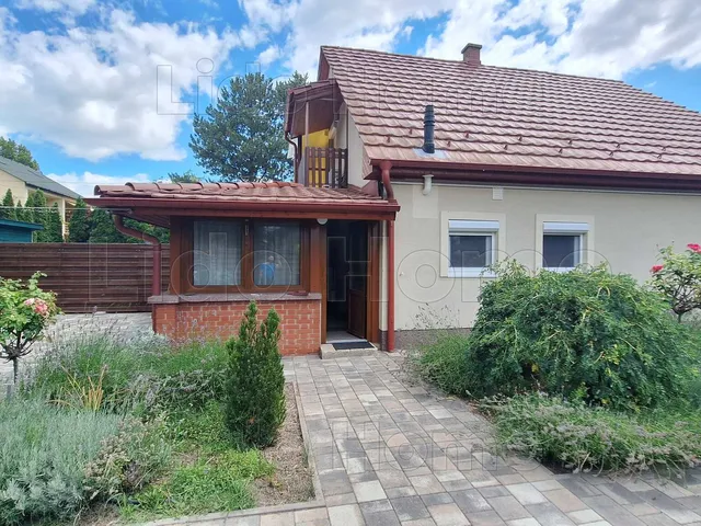 Eladó ház Siófok, Aranypart 123 nm
