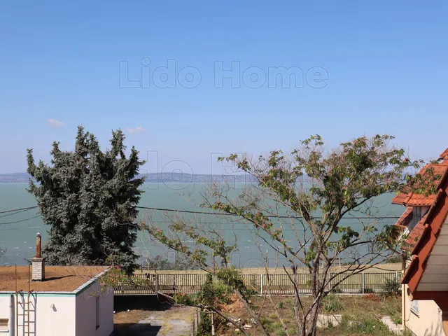 Eladó ház Balatonvilágos 184 nm