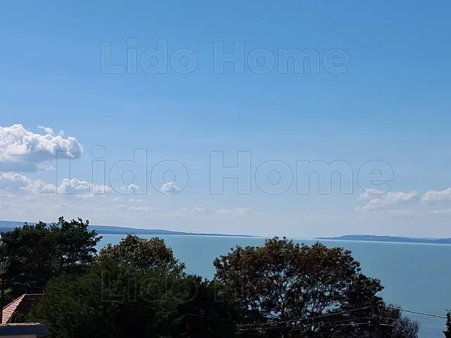 Eladó ház Balatonvilágos 184 nm