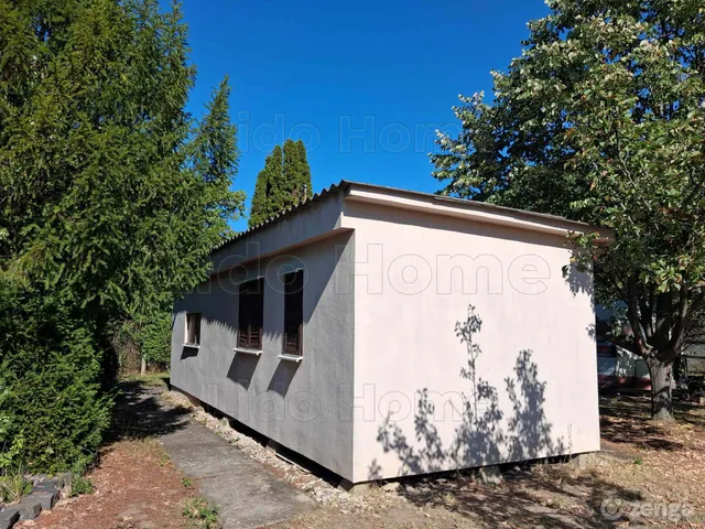 Eladó nyaraló Siófok, Szabadifürdő 30 nm