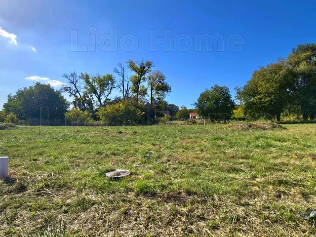 Eladó telek Balatonföldvár 726 nm