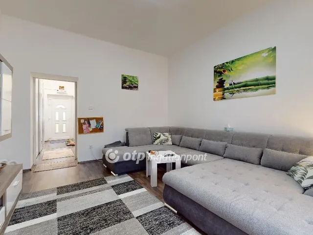 Eladó lakás Miskolc, Zsolcai kapu 71 nm