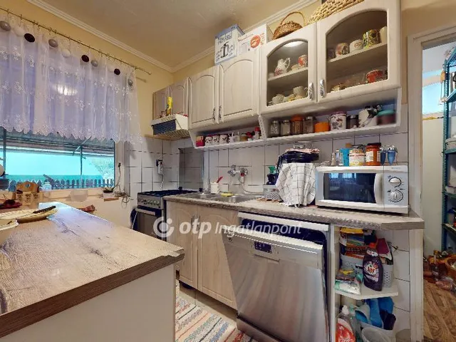 Eladó ház Alsóvadász 170 nm