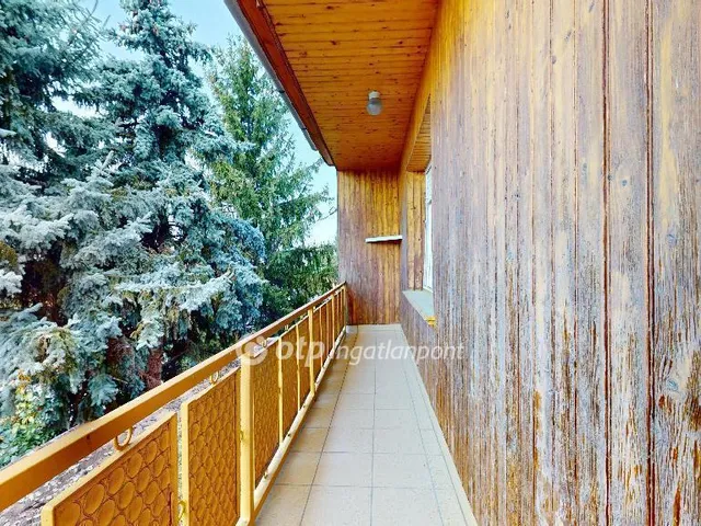 Eladó ház Tarcal 170 nm