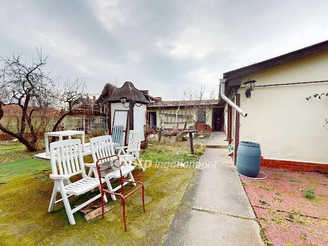 Eladó ház Mezőkövesd 212 nm