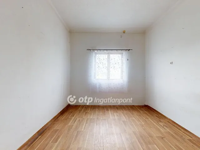 Eladó ház Encs 90 nm