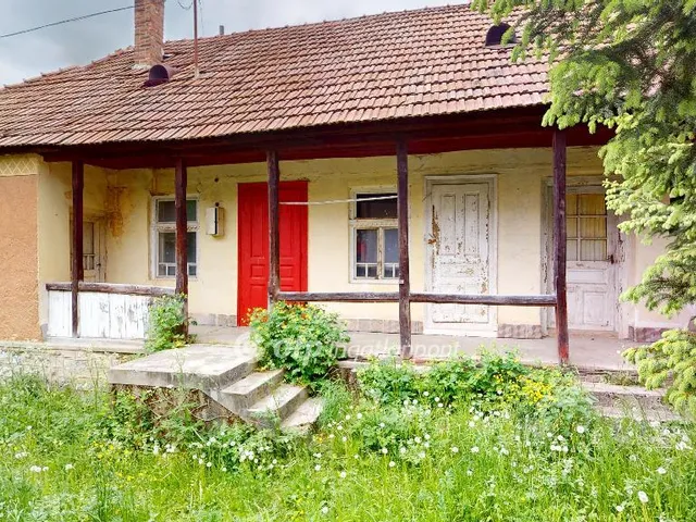 Eladó ház Szőlősardó 50 nm