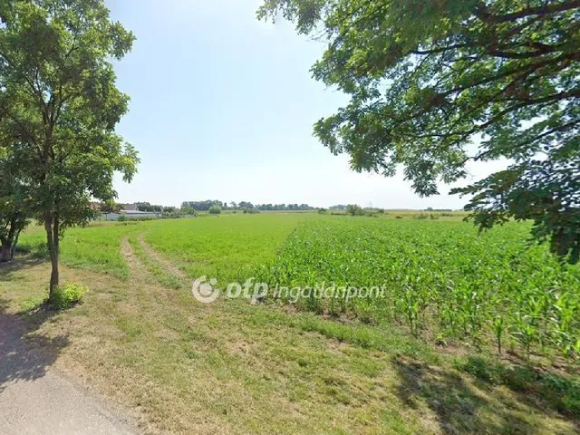 Eladó telek Sajószentpéter 904 nm