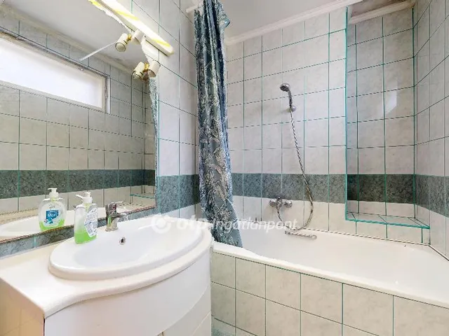 Eladó lakás Miskolc 74 nm