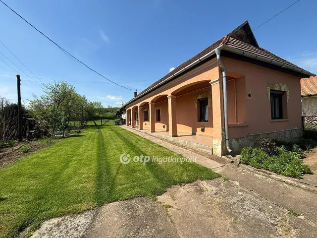 Eladó ház Alsóvadász 95 nm
